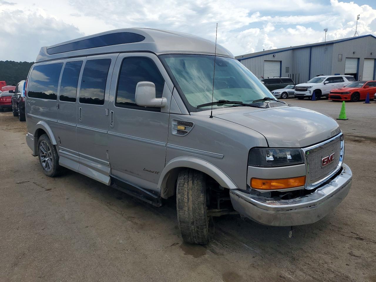 2020 GMC SAVANA