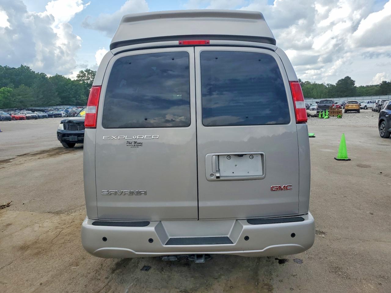 2020 GMC SAVANA