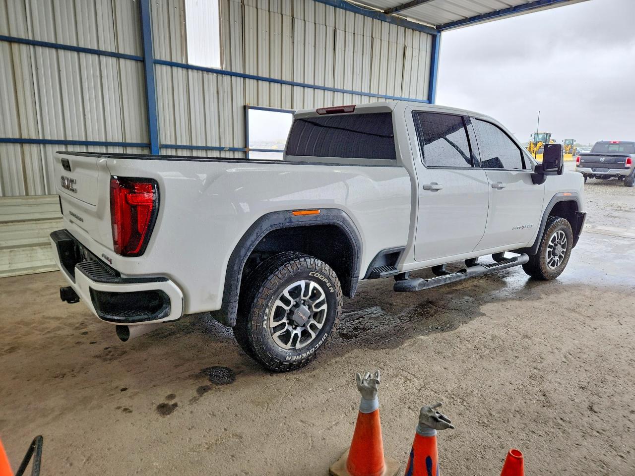 2021 GMC SIERRA