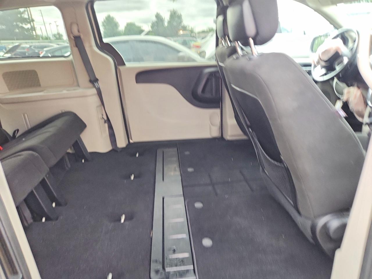2016 DODGE CARAVAN