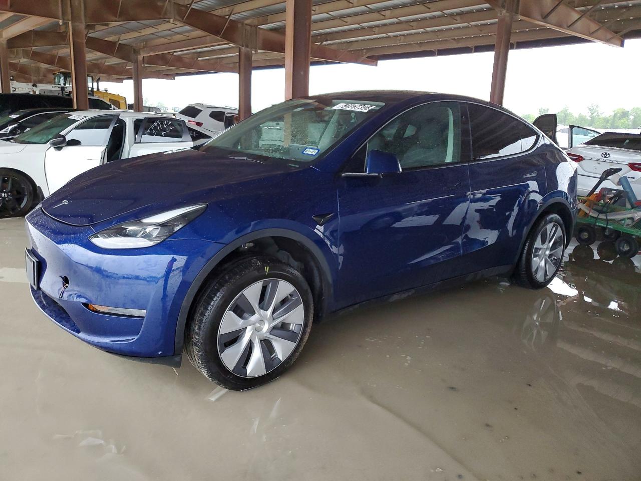 2024 TESLA MODEL Y