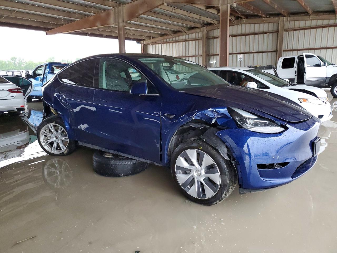 2024 TESLA MODEL Y