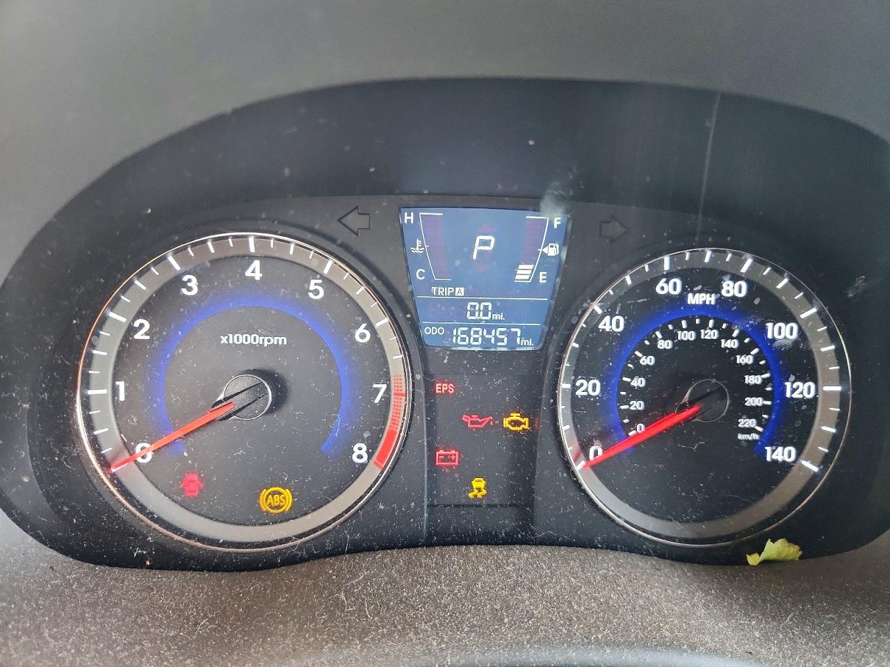 2013 HYUNDAI ACCENT