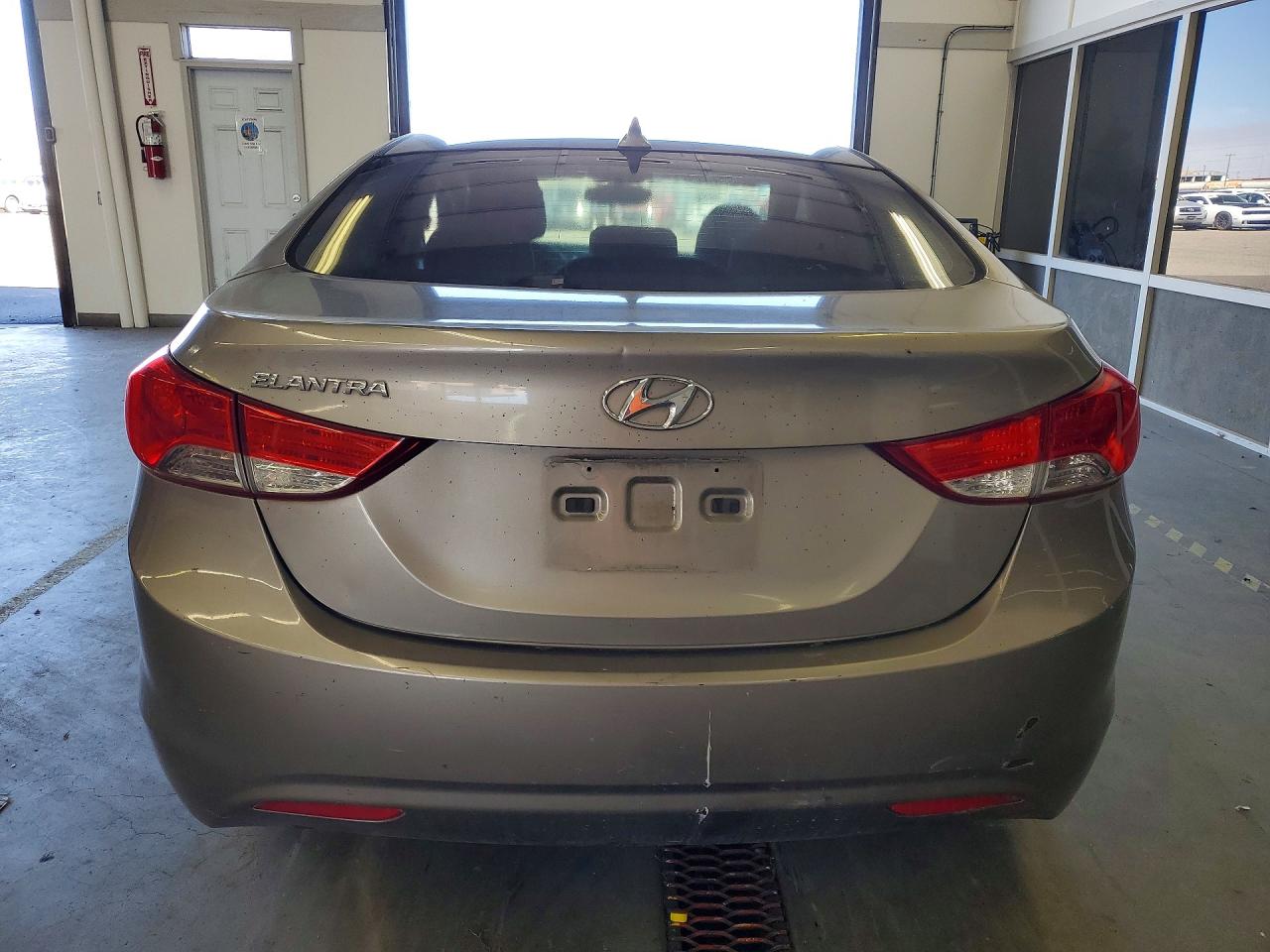 2013 HYUNDAI ELANTRA