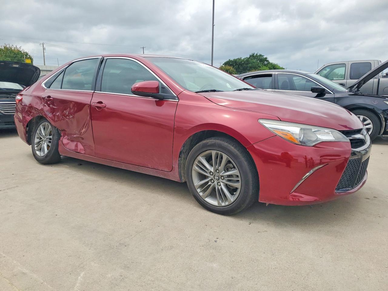2017 TOYOTA CAMRY