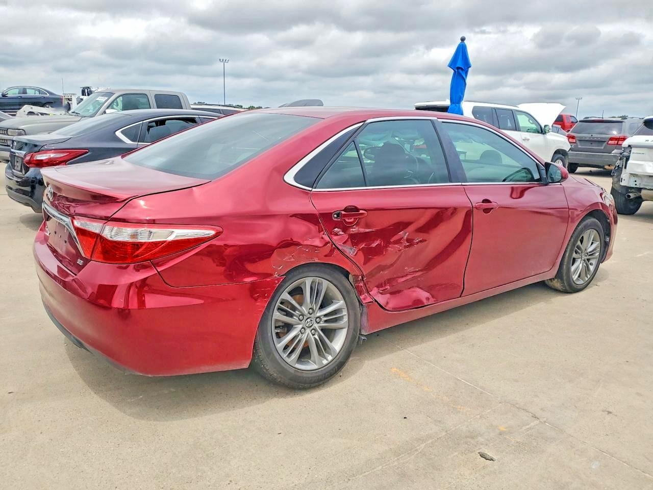 2017 TOYOTA CAMRY