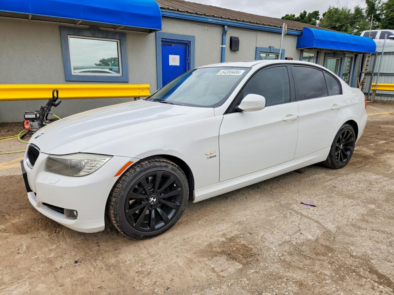 2011 BMW 3 SERIES