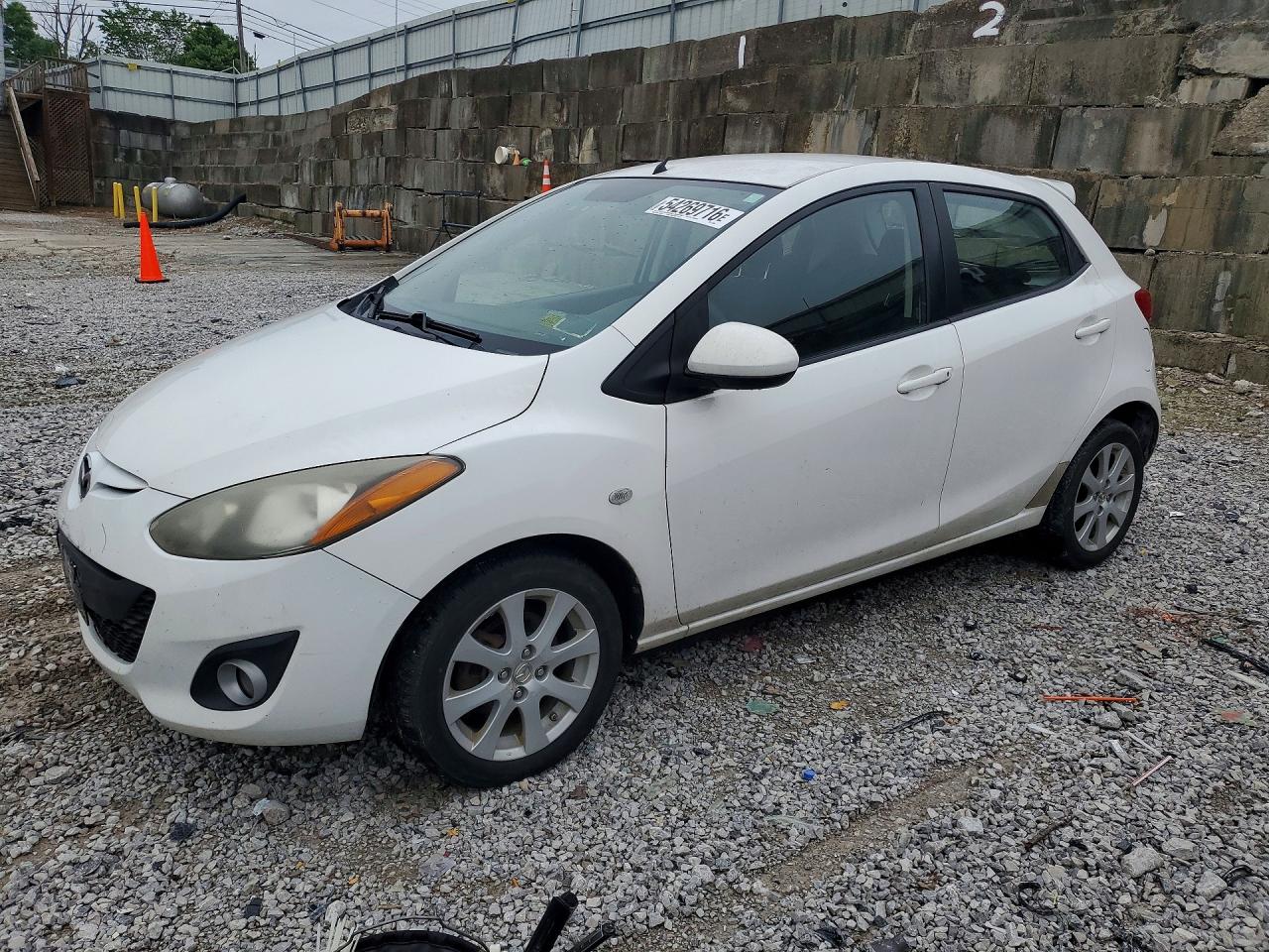 2011 MAZDA 2