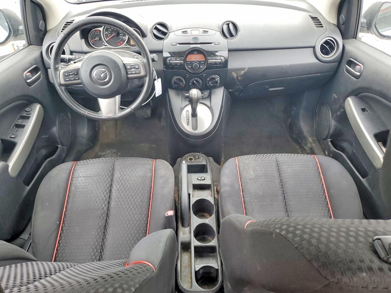2011 MAZDA 2