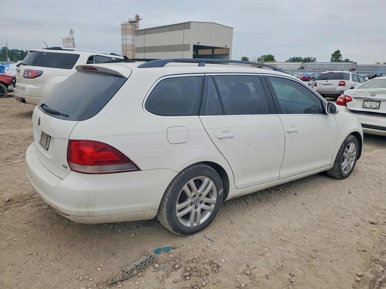 2011 VOLKSWAGEN JETTA