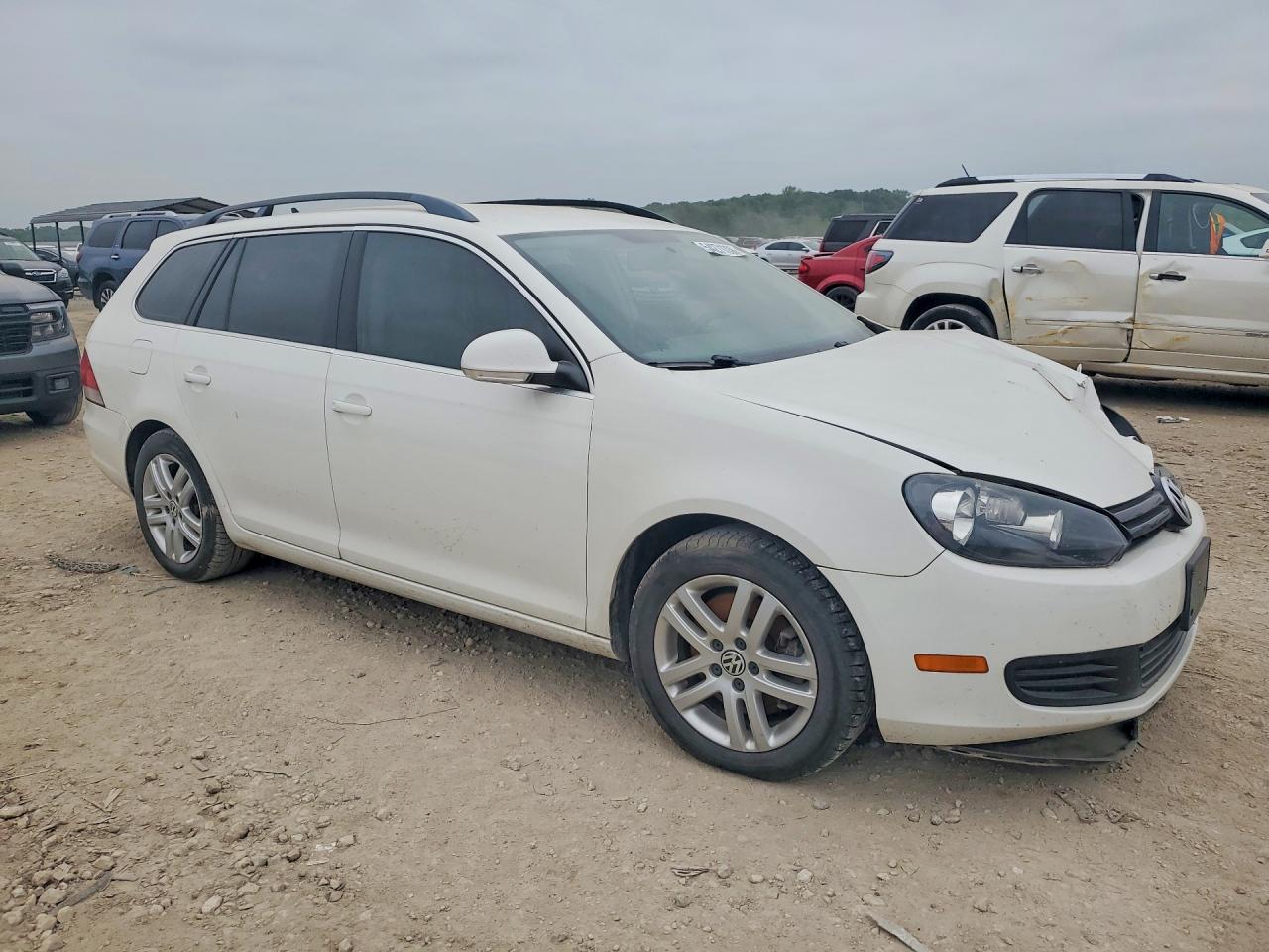 2011 VOLKSWAGEN JETTA