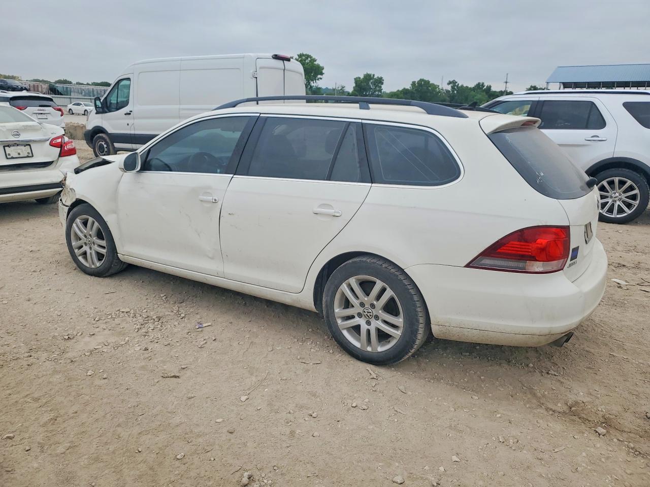 2011 VOLKSWAGEN JETTA