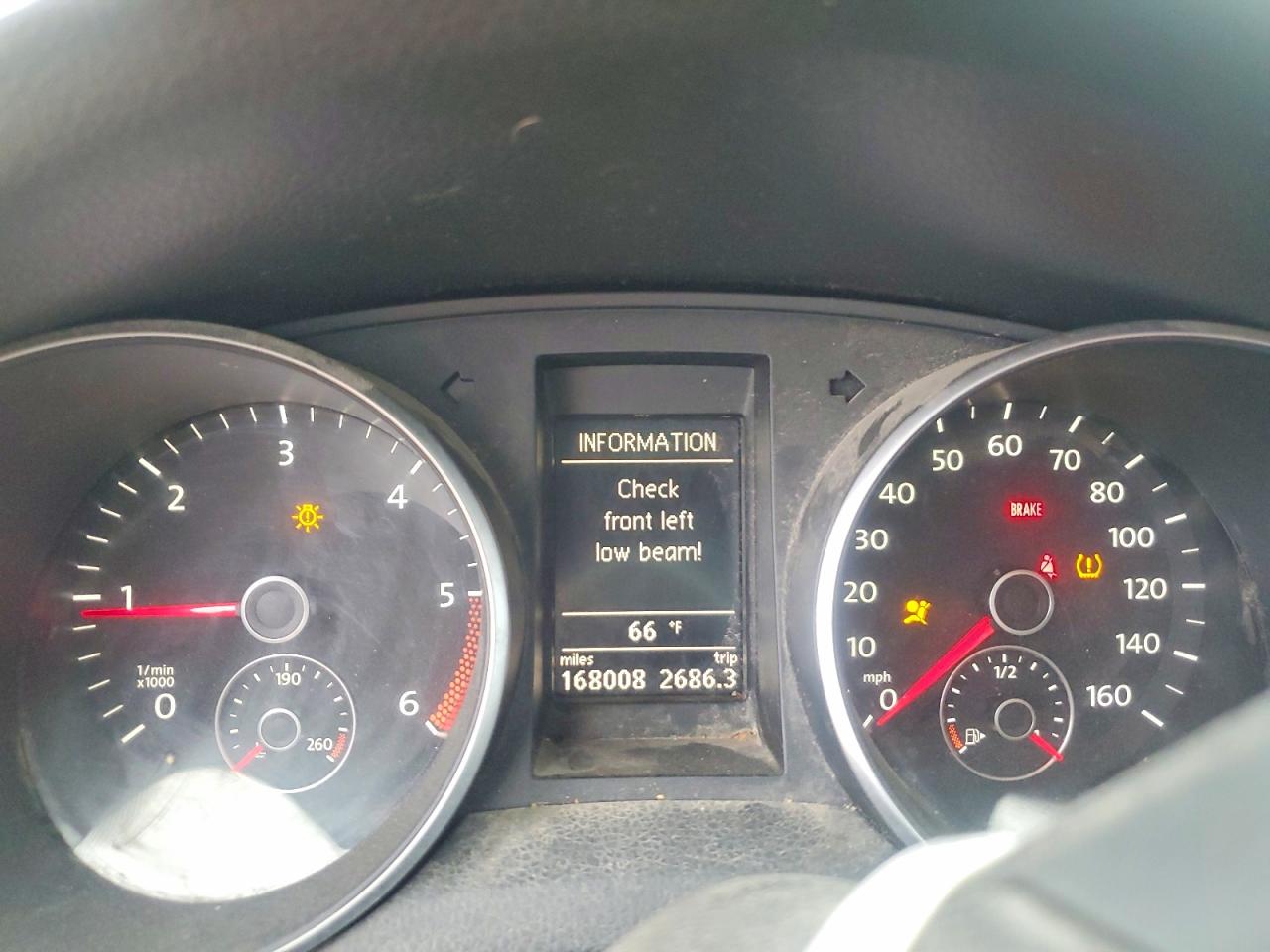 2011 VOLKSWAGEN JETTA