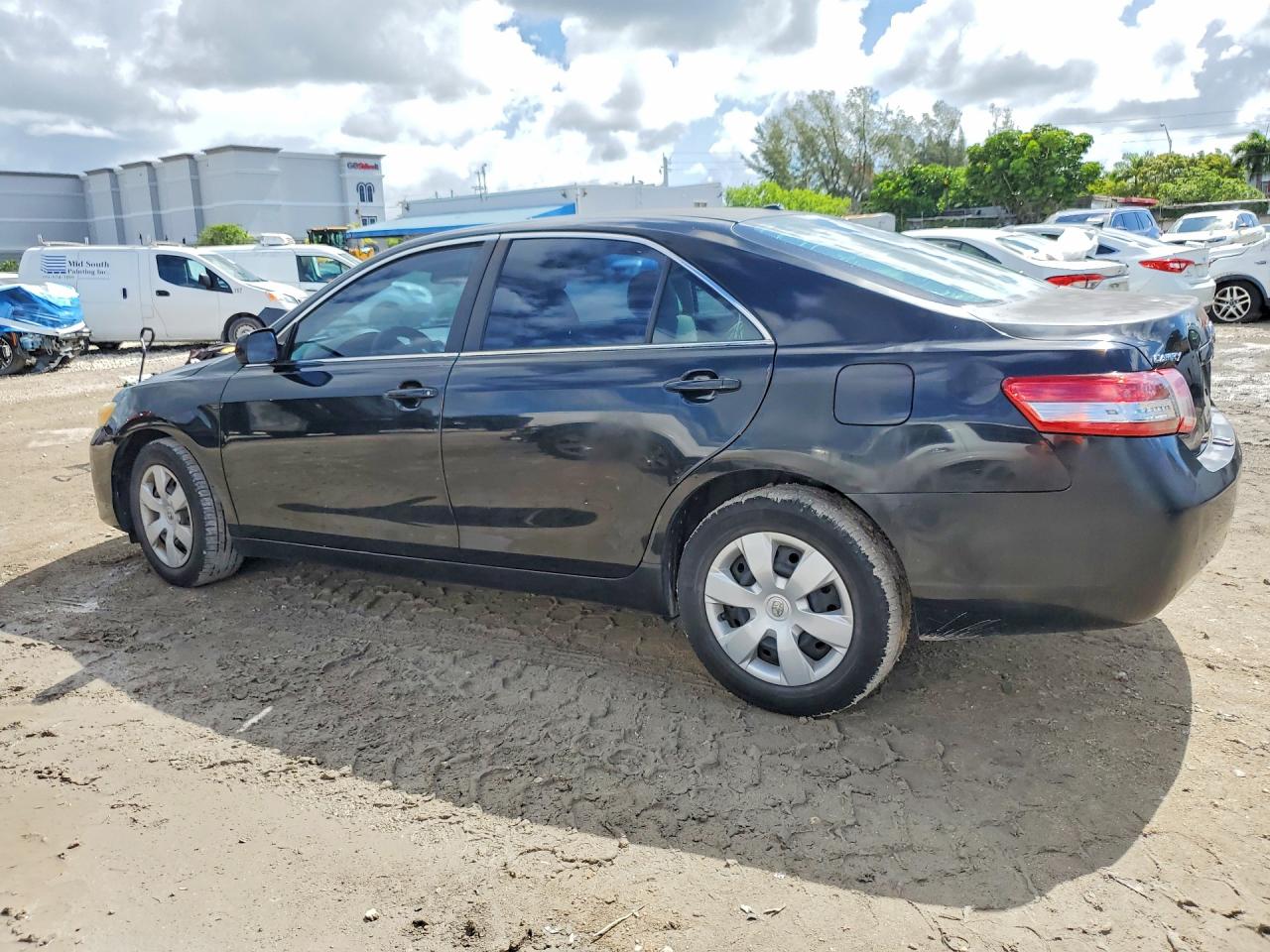 2011 TOYOTA CAMRY
