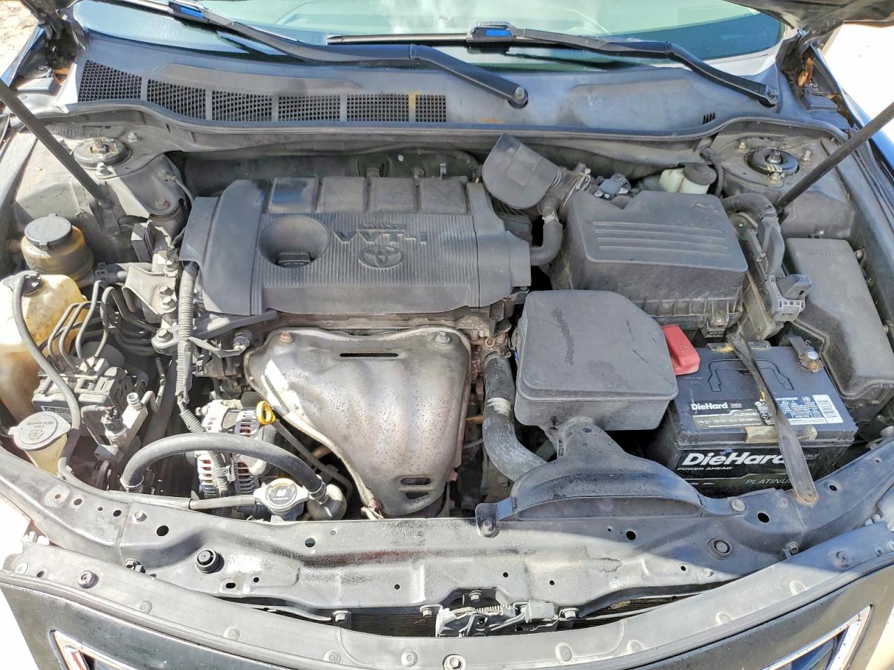2011 TOYOTA CAMRY
