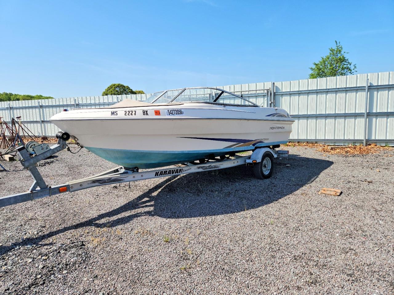 2003 MONTEREY Boat