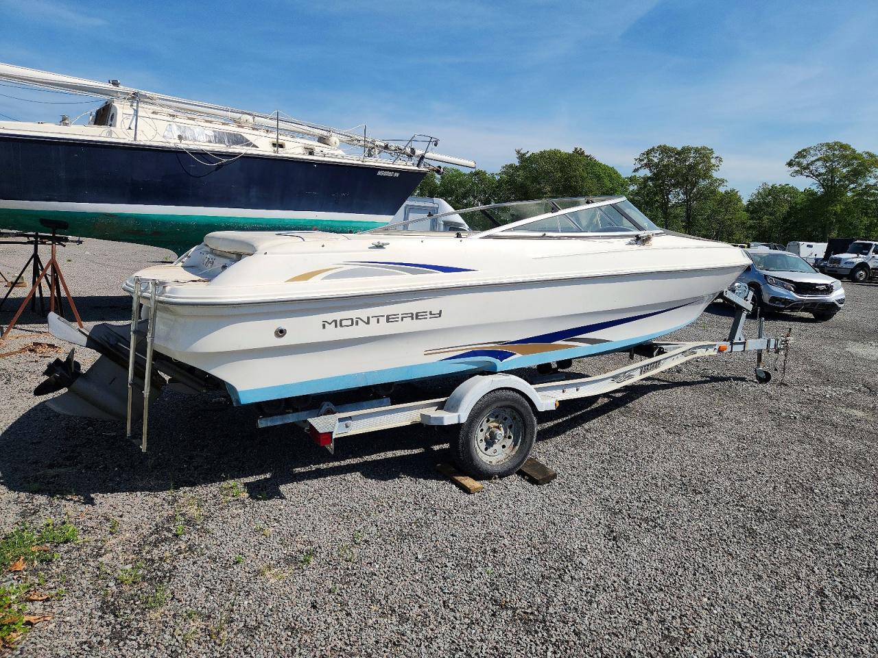 2003 MONTEREY Boat