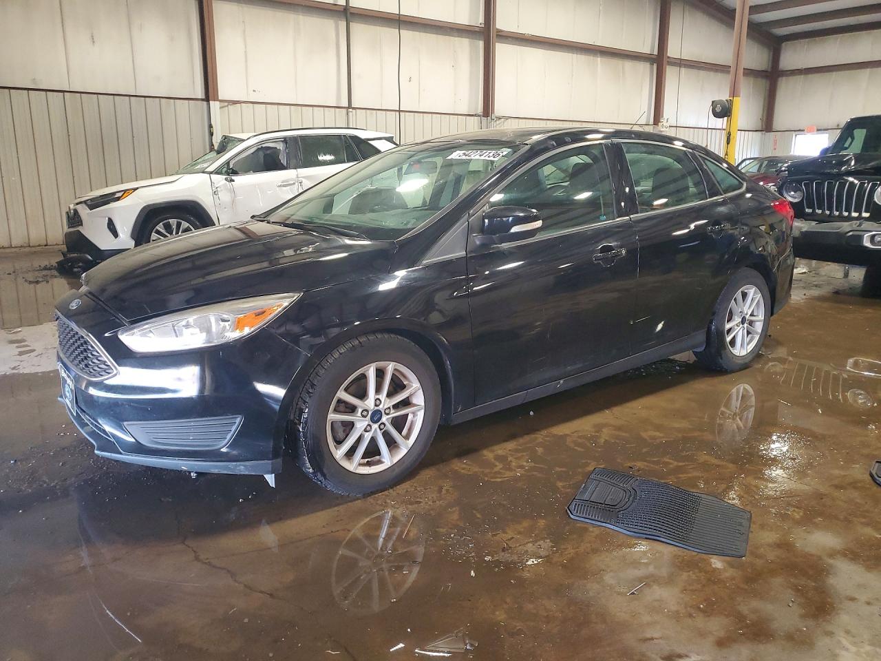 2017 FORD FOCUS