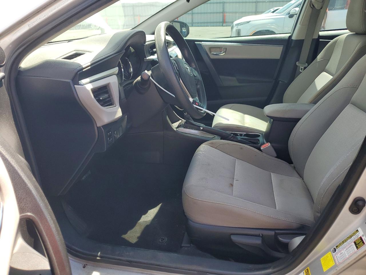 2015 TOYOTA COROLLA