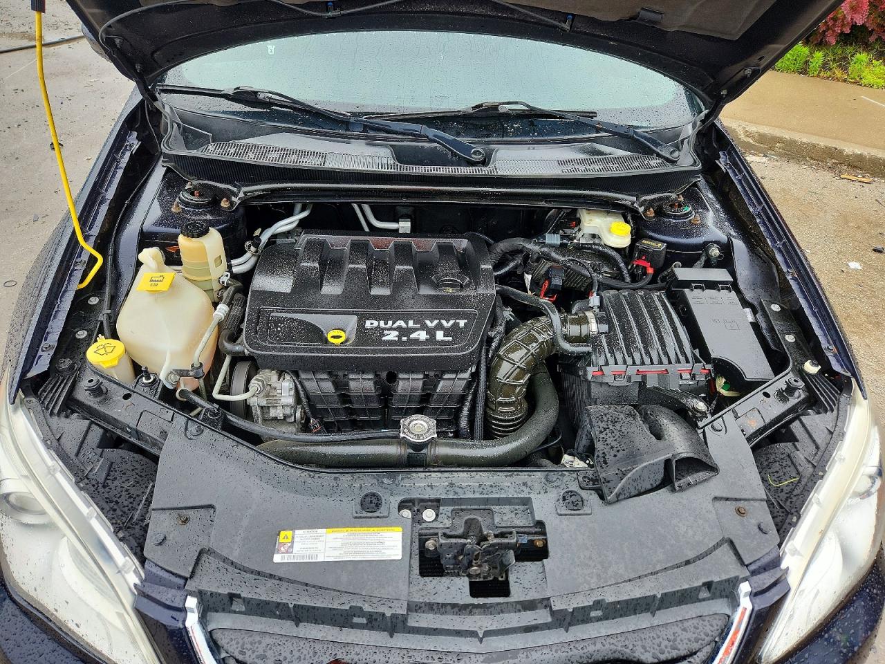 2012 CHRYSLER 200