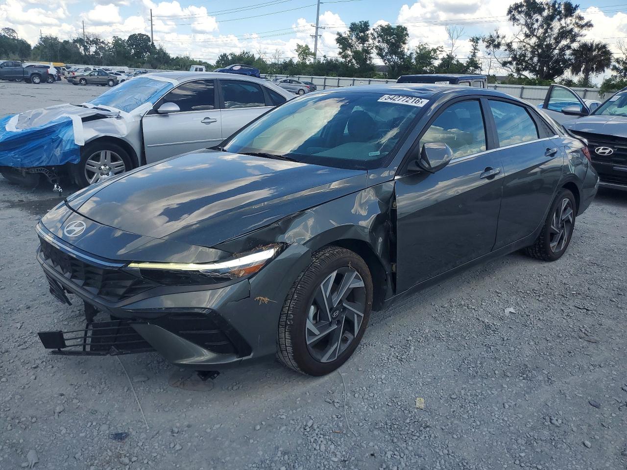 2025 HYUNDAI ELANTRA