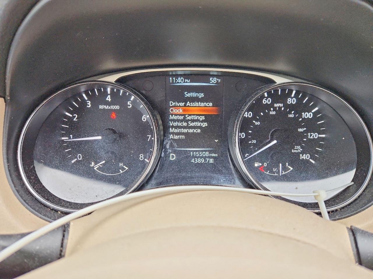 2015 NISSAN ROGUE