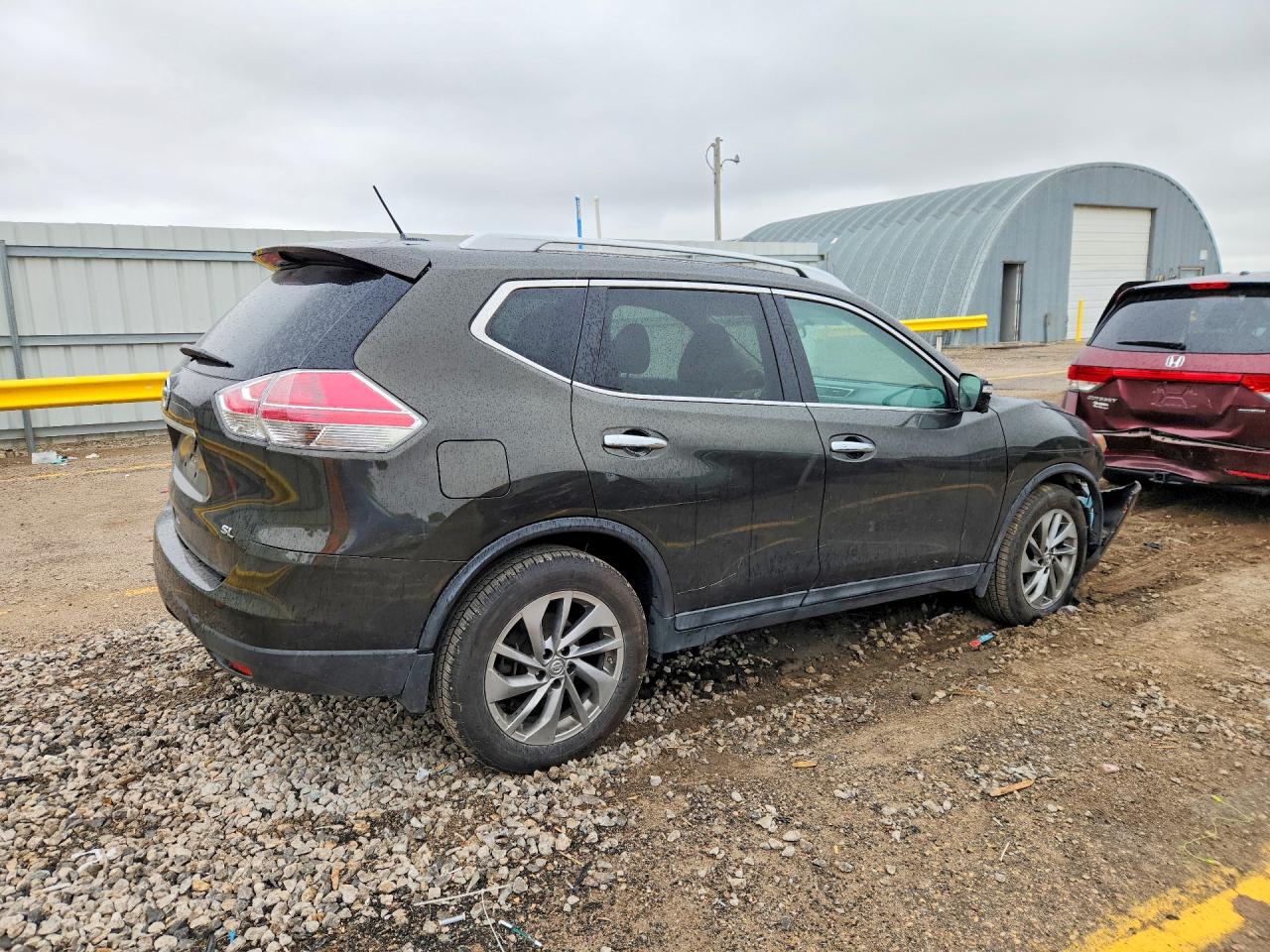 2015 NISSAN ROGUE