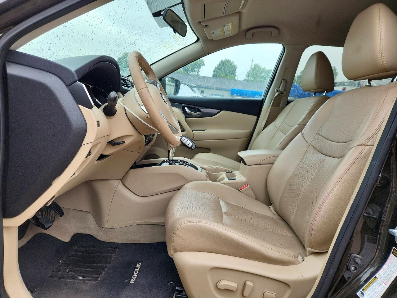 2015 NISSAN ROGUE