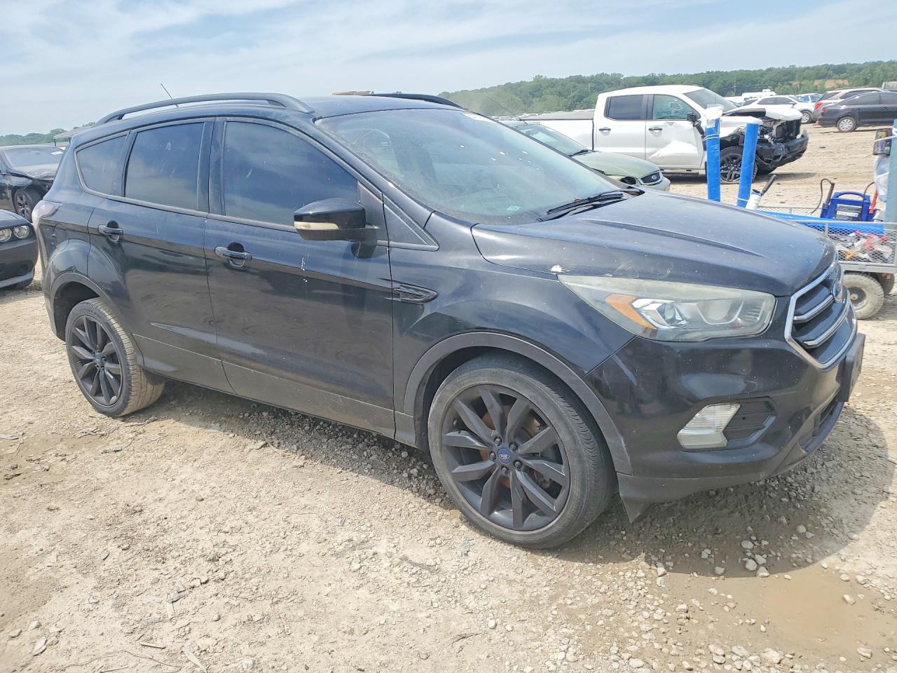 2017 FORD ESCAPE