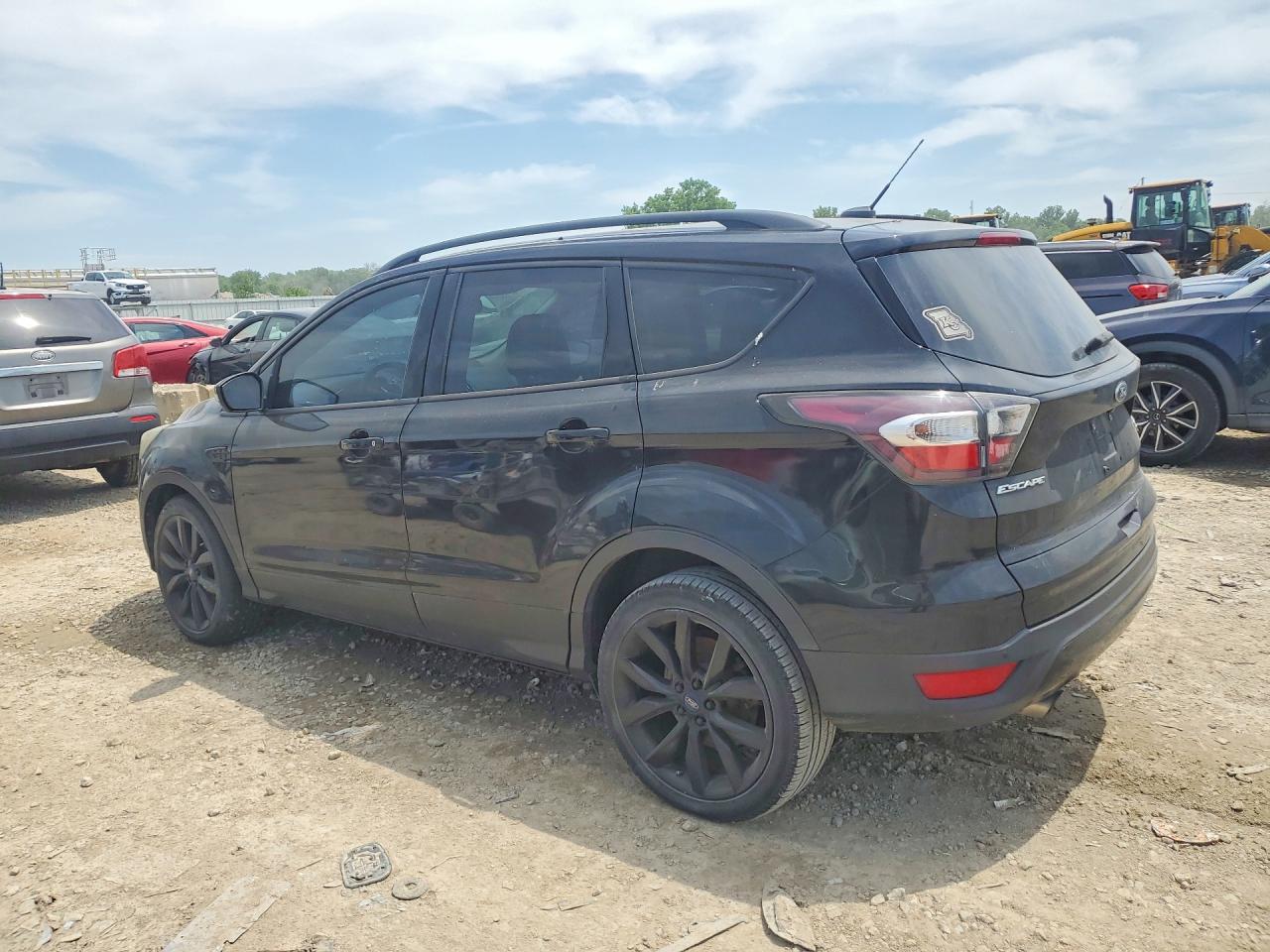 2017 FORD ESCAPE
