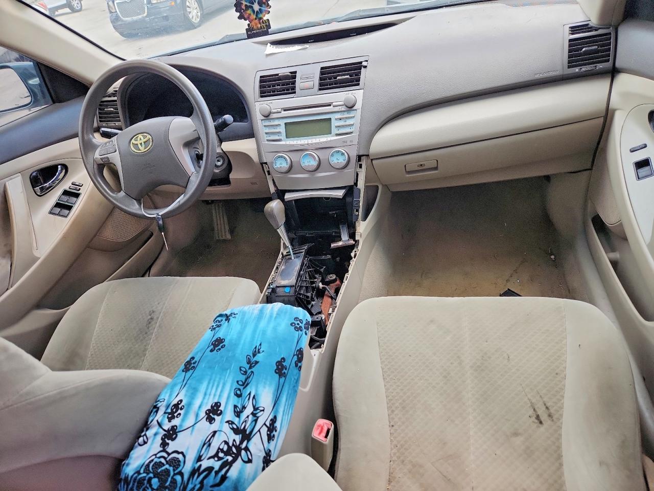 2009 TOYOTA CAMRY