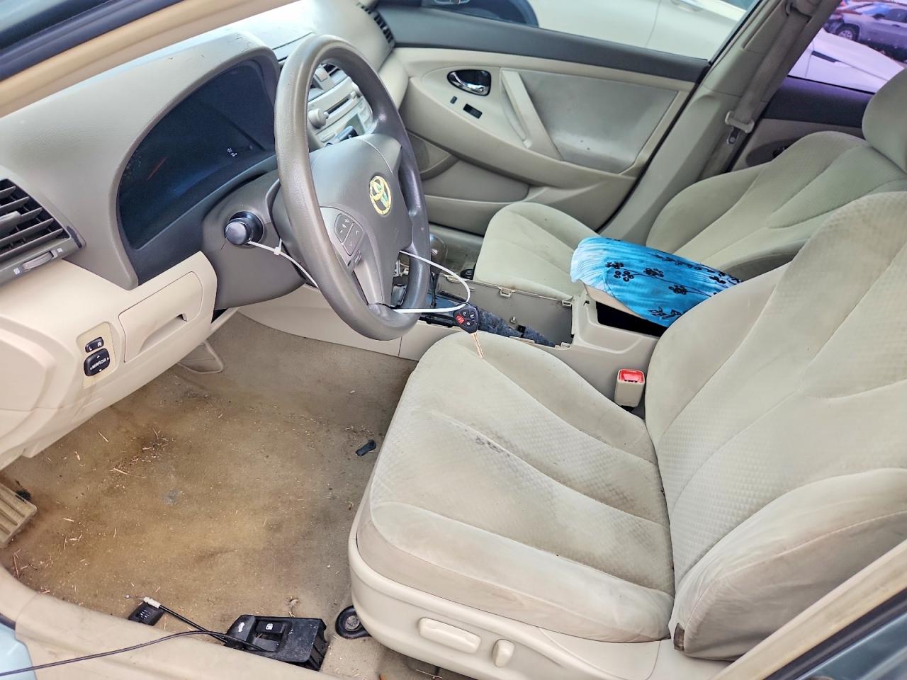2009 TOYOTA CAMRY