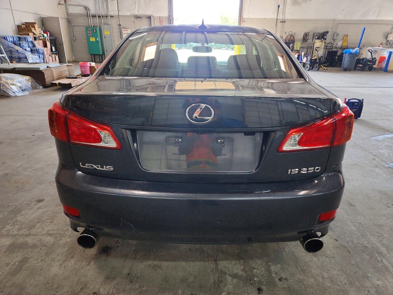 2010 LEXUS IS