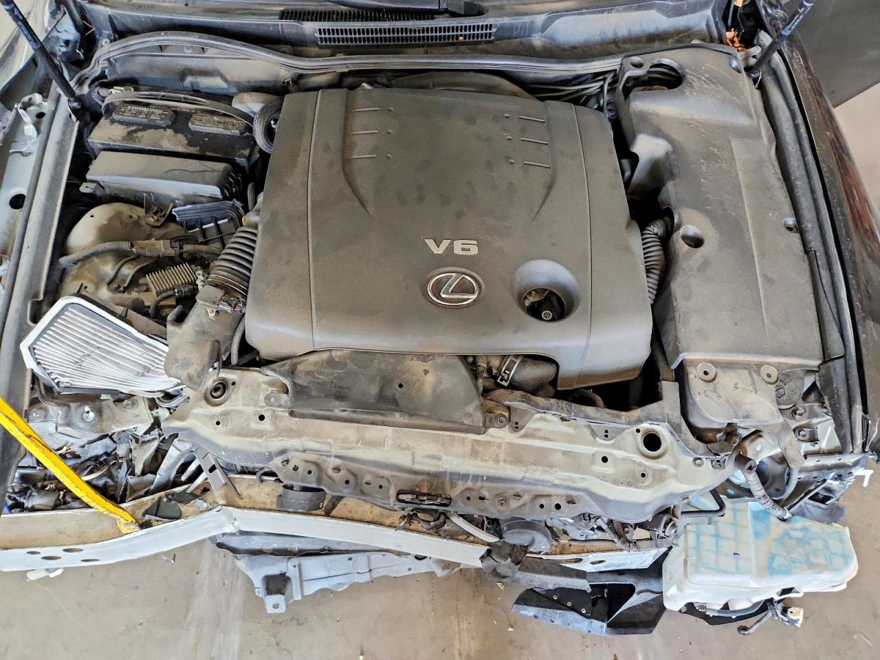2010 LEXUS IS