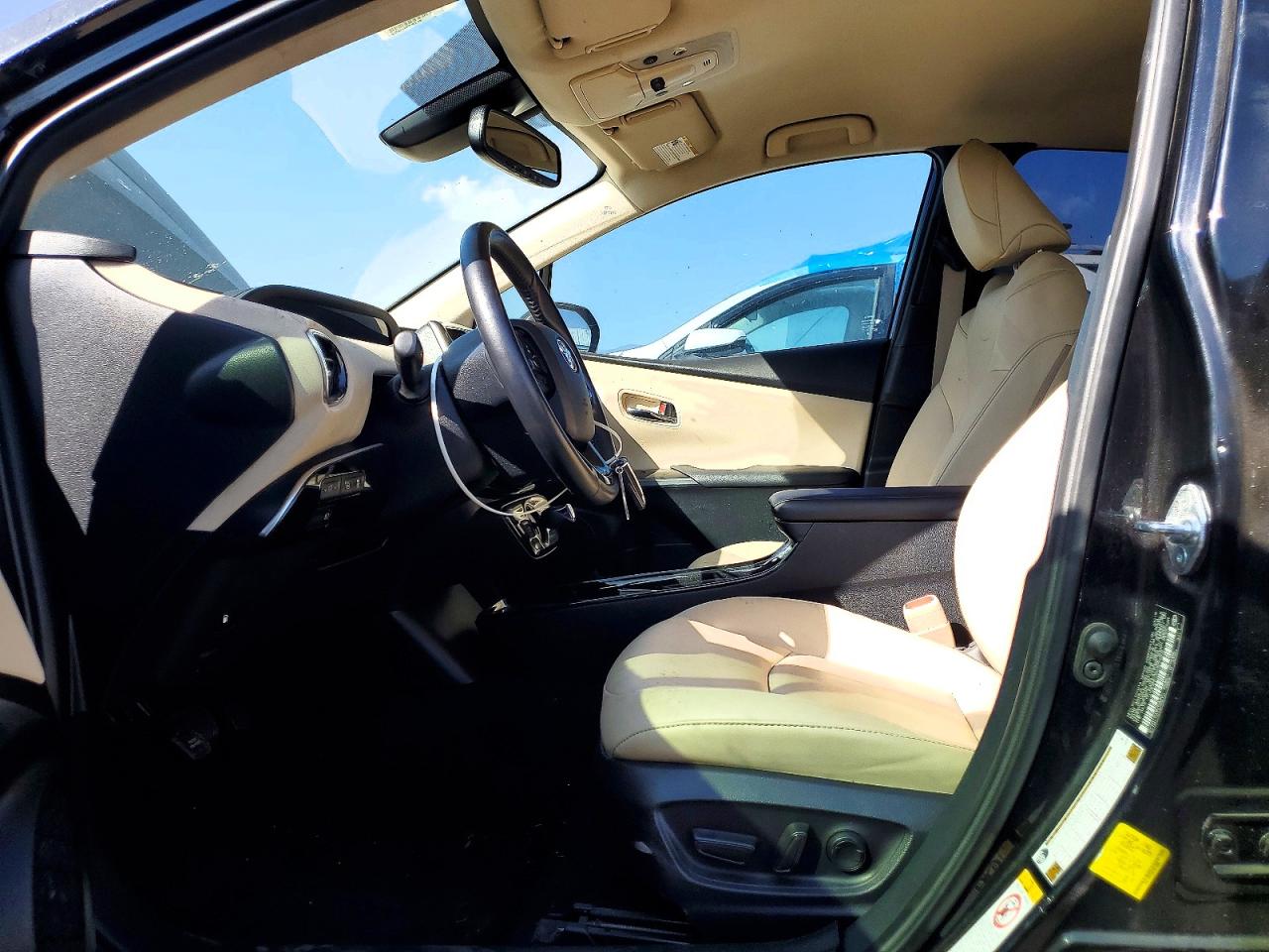 2019 TOYOTA PRIUS