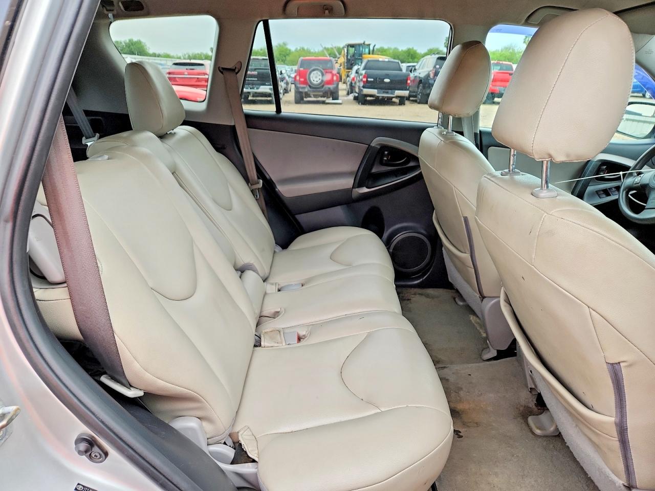2012 TOYOTA RAV4