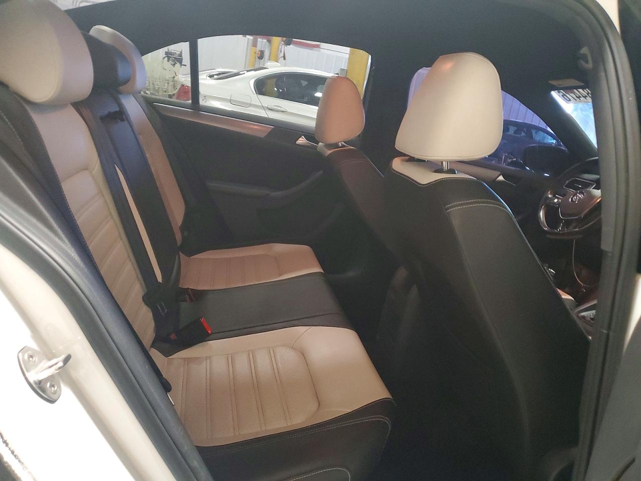 2016 VOLKSWAGEN JETTA
