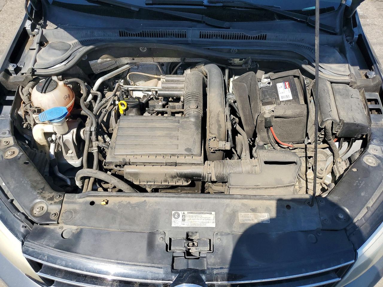2016 VOLKSWAGEN JETTA