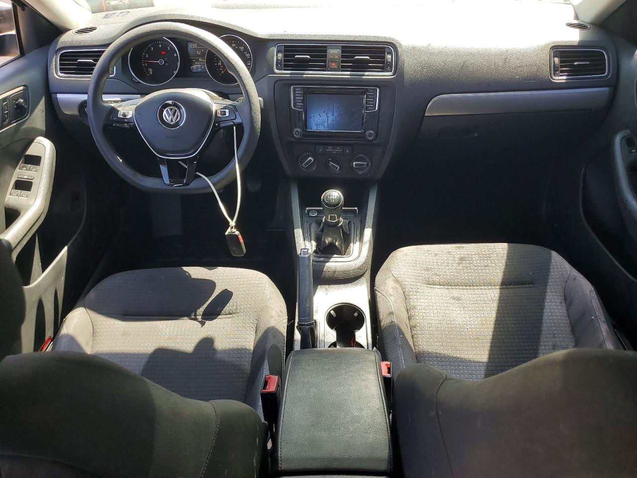 2016 VOLKSWAGEN JETTA