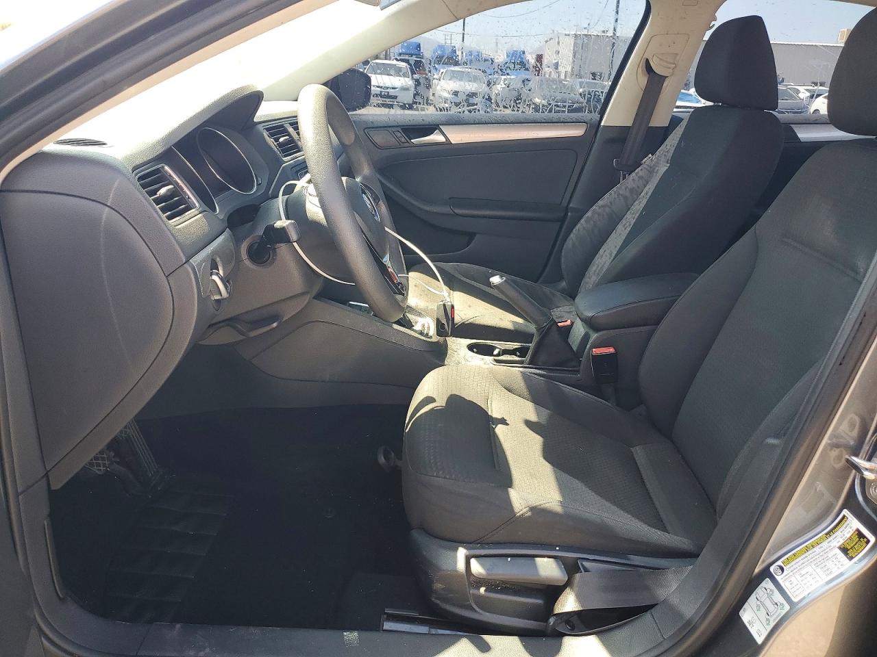 2016 VOLKSWAGEN JETTA
