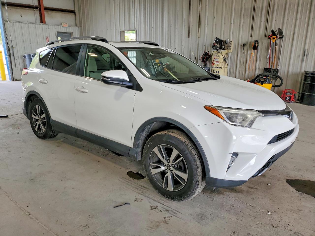 2017 TOYOTA RAV4