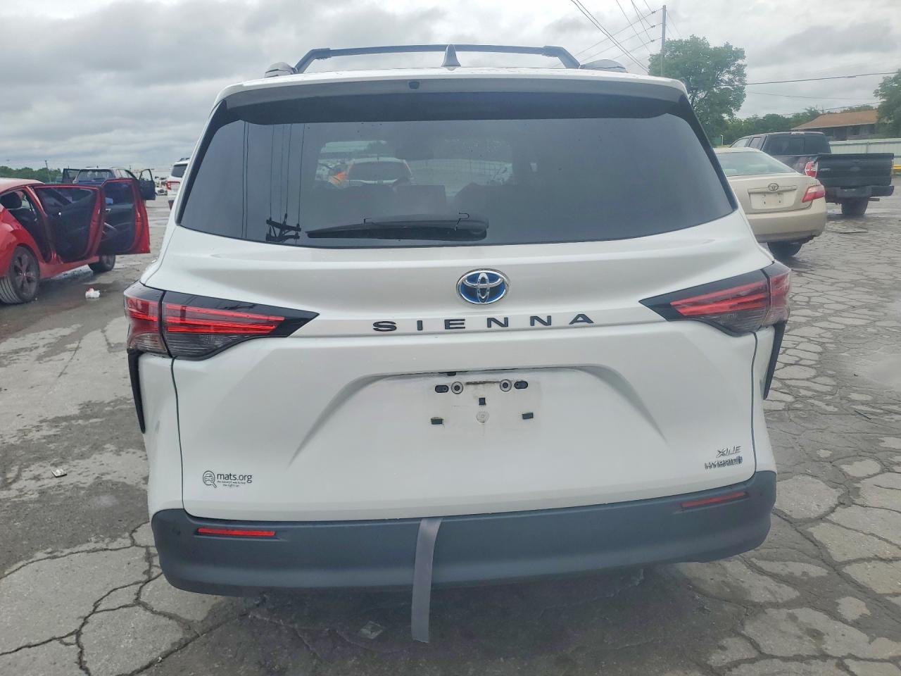 2022 TOYOTA SIENNA
