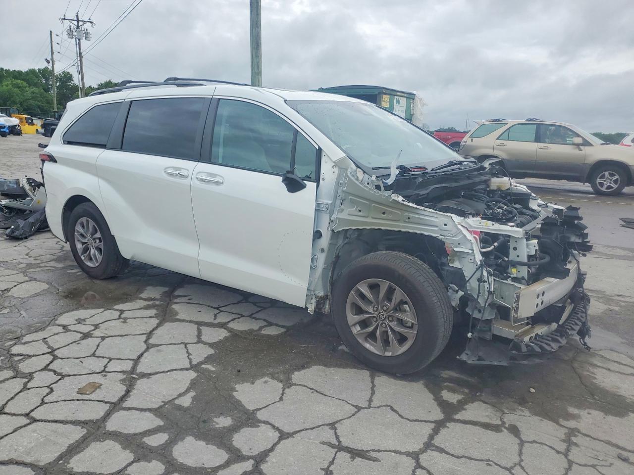 2022 TOYOTA SIENNA
