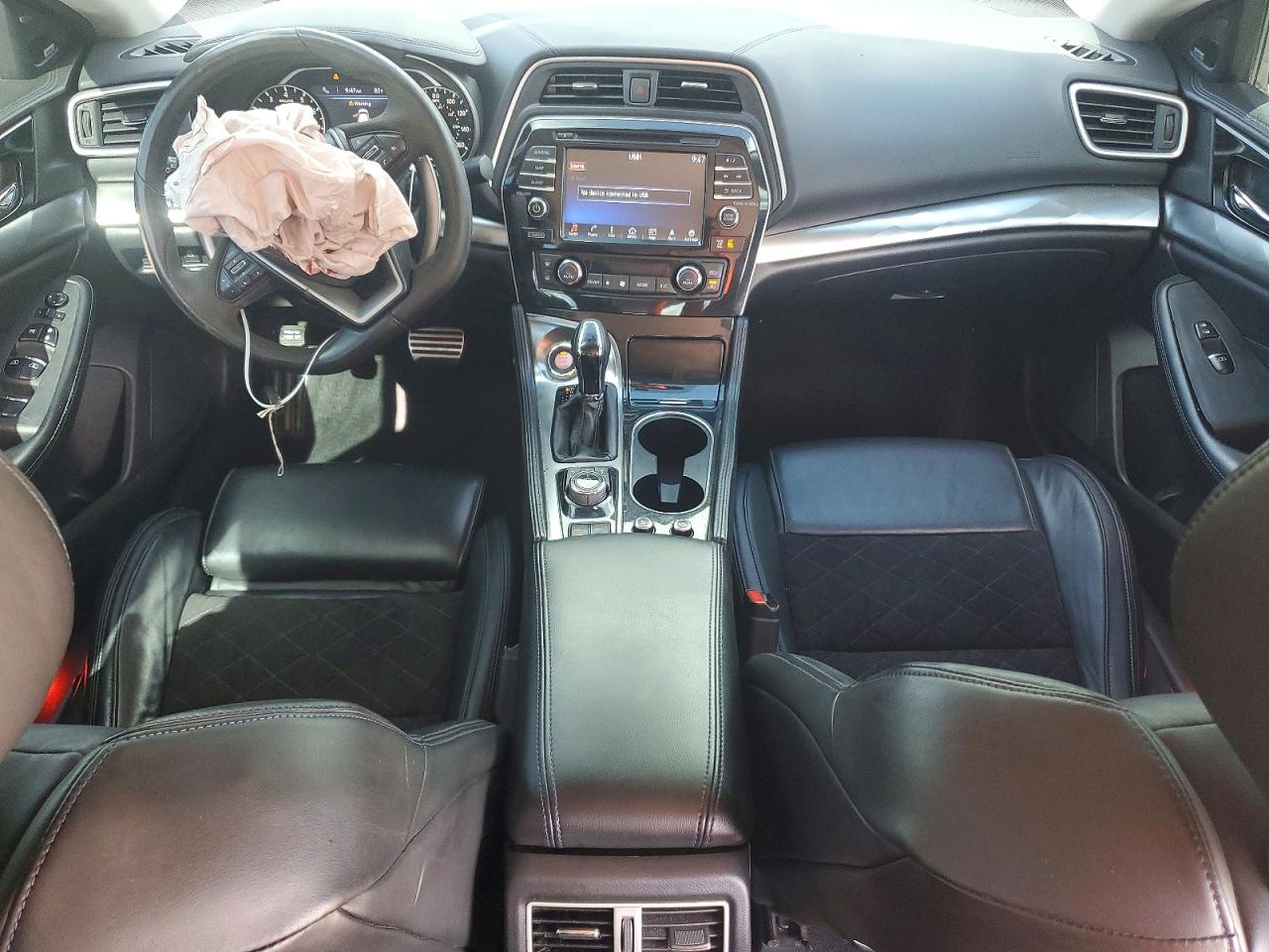 2017 NISSAN MAXIMA