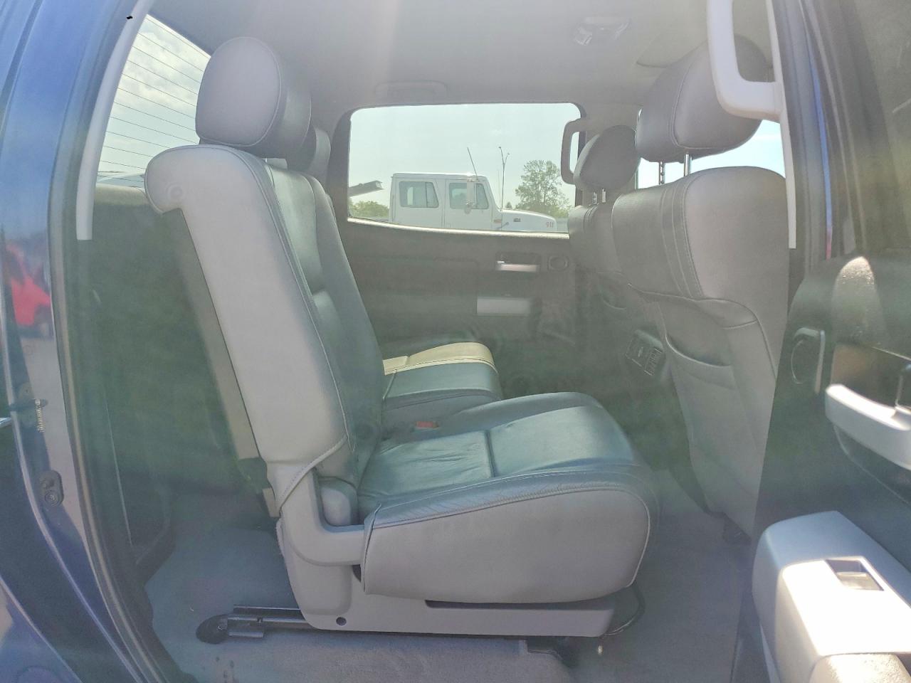 2008 TOYOTA TUNDRA