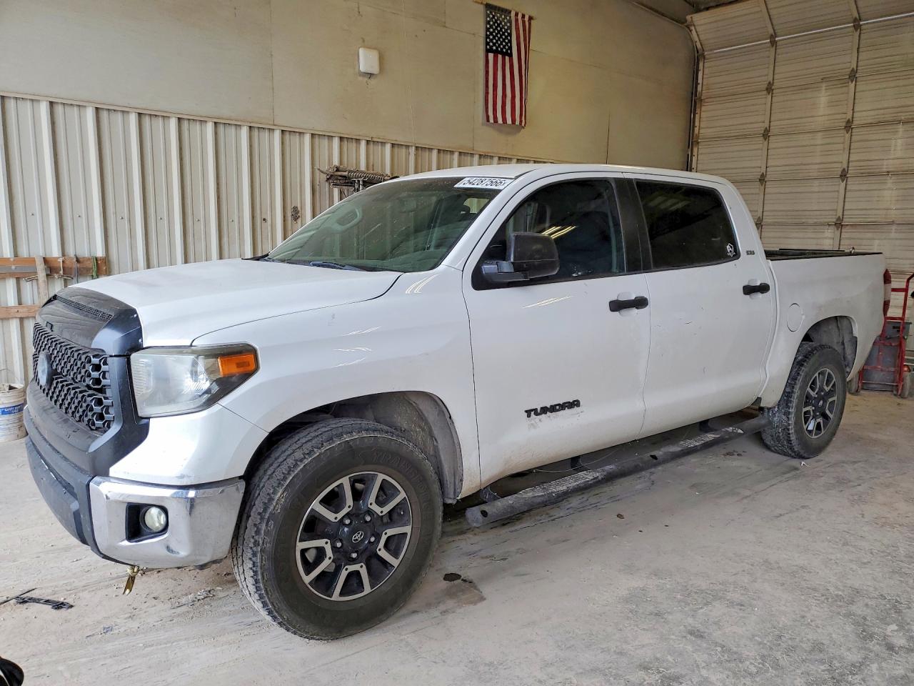2018 TOYOTA TUNDRA