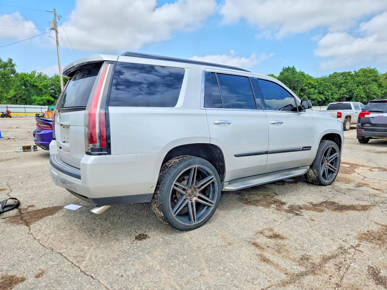 2015 CADILLAC ESCALADE