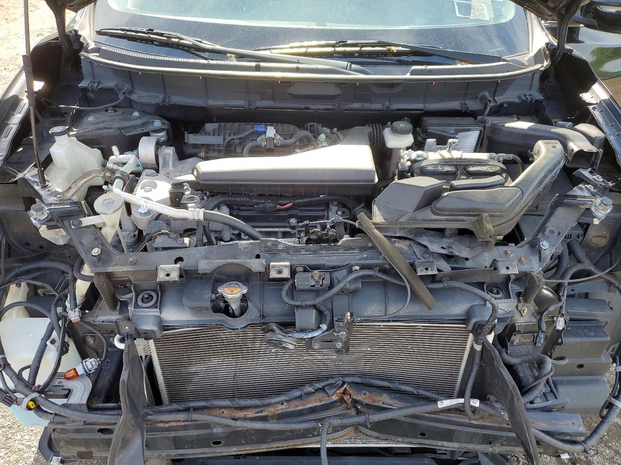2015 NISSAN ROGUE