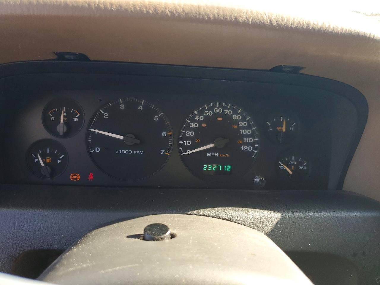 2004 JEEP CHEROKEE