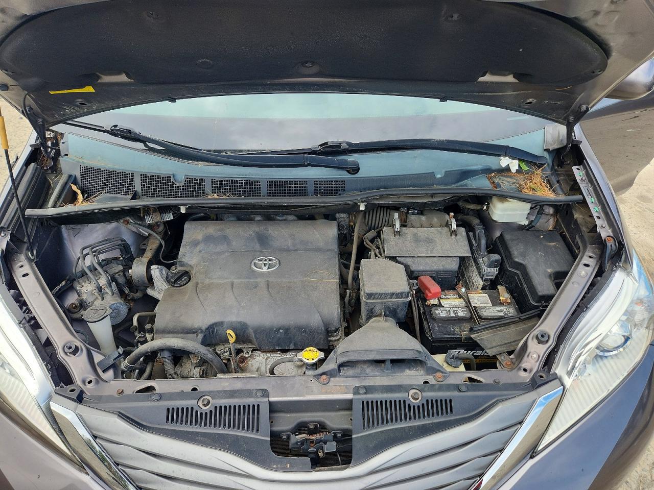 2014 TOYOTA SIENNA